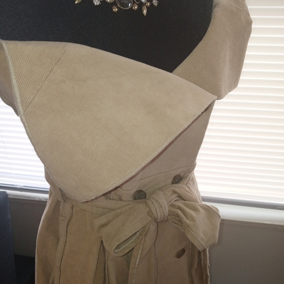 Tan corduroy trench coat dress by MAKING THE CUT size small - Picture 4 of 8